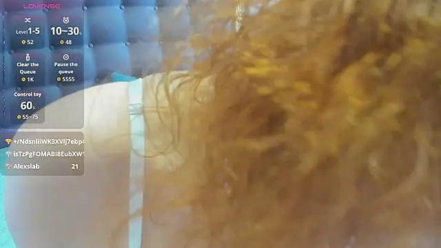 Chat XXX ao vivo de curly_muffin