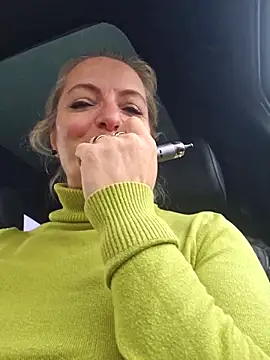 LadyTouch Live XXX Chat