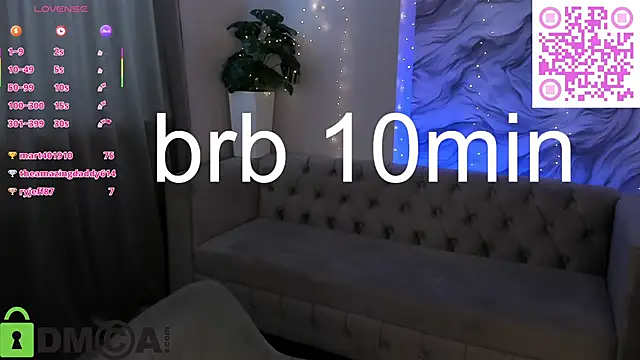 Aria_Mila Pertunjukan Webcam