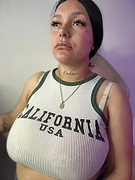 Miia__TaylorのライブXXXチャット