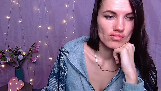 MilaLoona লাইভ XXX চ্যাট