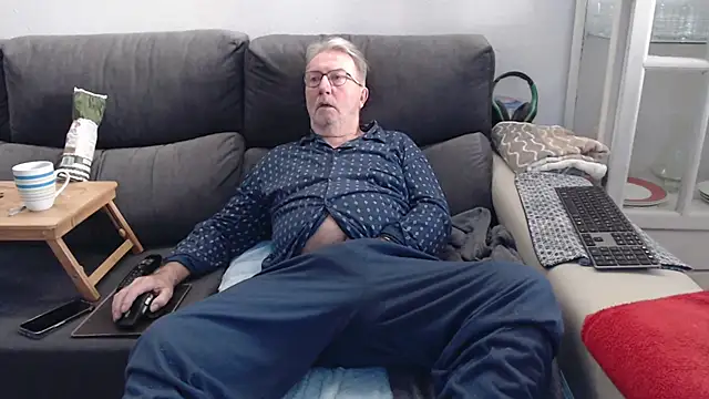 Nudelschwanz Chat XXX live