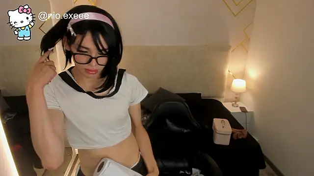 Nioki_ – Live XXX-chat