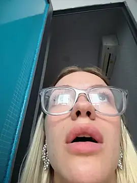 -Sexy_Barbie- Chat XXX in diretta