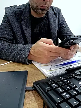 Yaman_33's Webcam Show