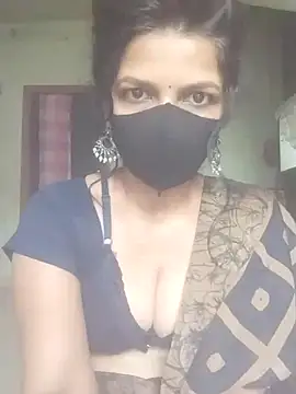 XXX chat uživo modela Shuttii_25