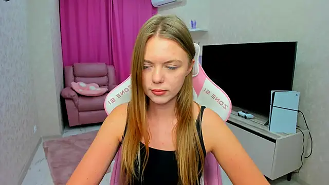 Czat XXX na żywo – Strawberrye