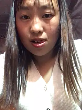 honeyyy110のライブXXXチャット