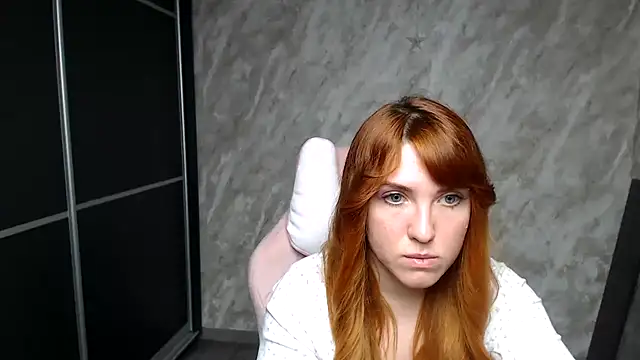 Reginasmilee's Live XXX Chat