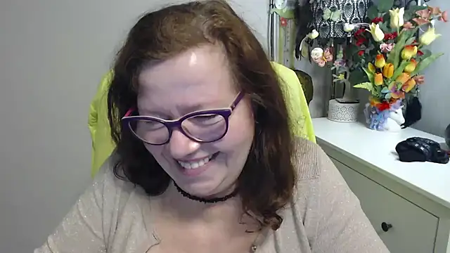 แชท XXX สดของ Adelewildx