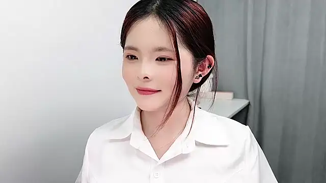 cherry-_-cherryのライブXXXチャット