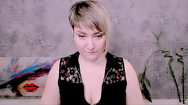 Djullia's Live XXX Chat