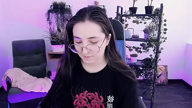 VirtuallVoyant Chat XXX live