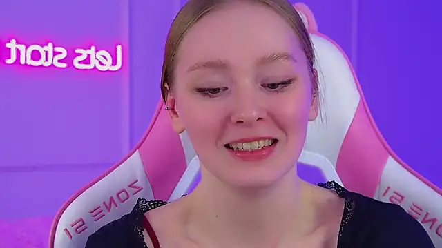 AgataFoxley: απευθείας συνομιλία ΧΧΧ