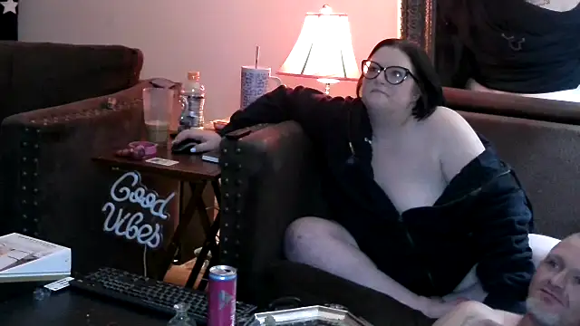 FreaksOffALeash3261 Webcam show