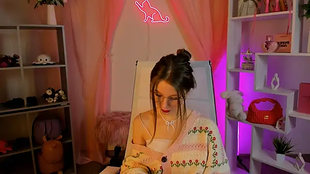 แชท XXX สดของ ElliFrankenweenie