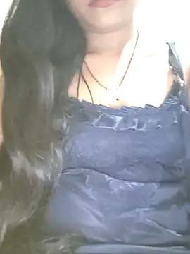 Komal0099 Adlı Modelin Canlı XXX Sohbeti