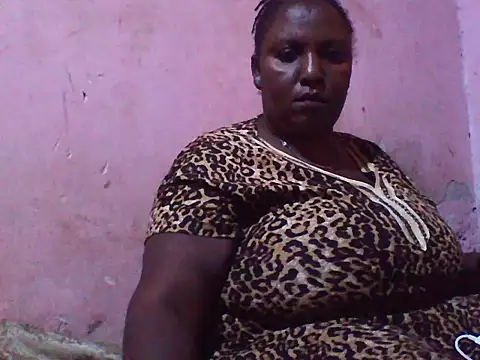 big_clits: вебкам-шоу