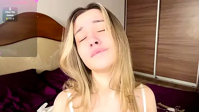 Little_ines: онлайн-секс-чат