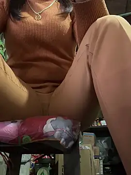 YANINA120 élő XXX-chatje