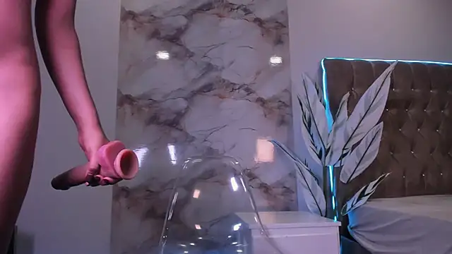 Calyselen's Live XXX Chat