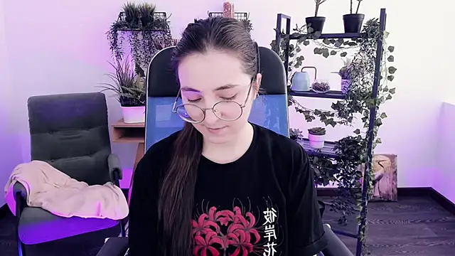 Chat +18 de VirtuallVoyant ao vivo