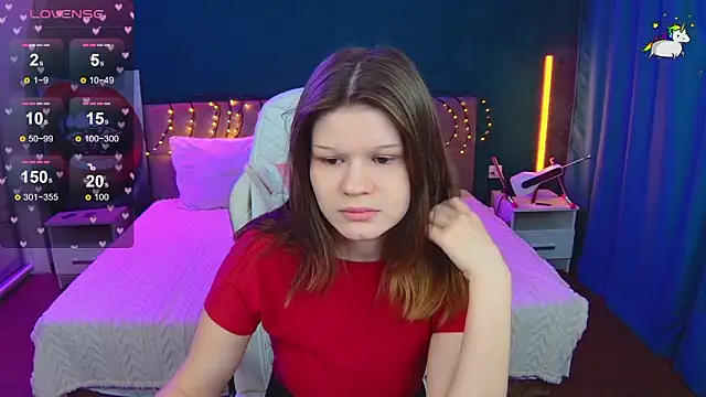 Lunatrendn Live XXX chat