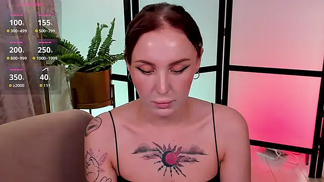 LianaFordn Live XXX chat