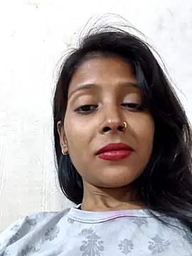 Nilu_XXX – Live XXX-chat