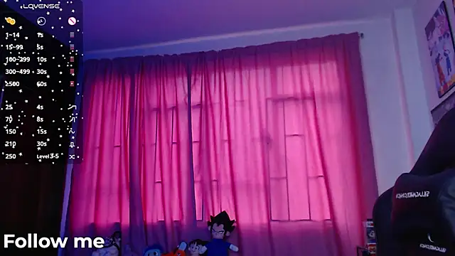 Chat +18 de lily3_4 ao vivo