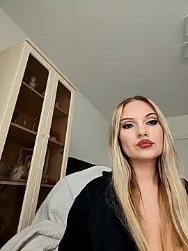 ANA_STA_S_ élő XXX-chatje