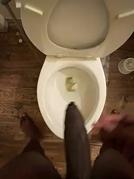 re0stless: διαδικτυακό σόου στην κάμερα