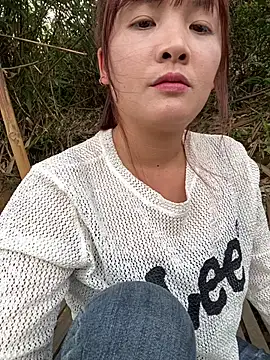 Lina_sex2k Adlı Modelin Canlı XXX Sohbeti