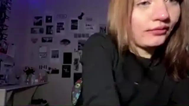 Chat +18 de JuliaCurletteye ao vivo