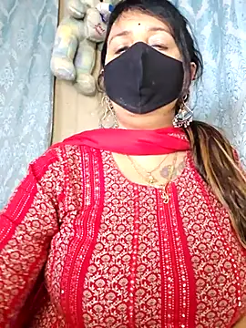 cute-tanvi Show in webcam