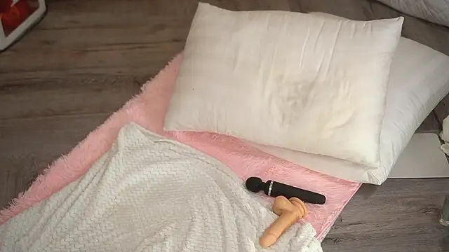 Chat XXX ao vivo de Arte_Adelle