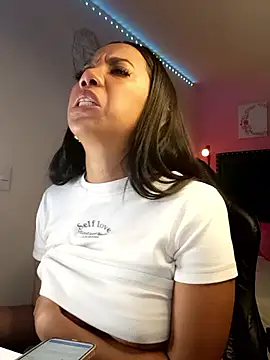 SallyWhitee Obrolan Langsung XXX