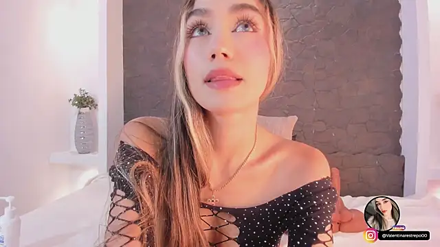 EmilyAllen_1 live XXX chat