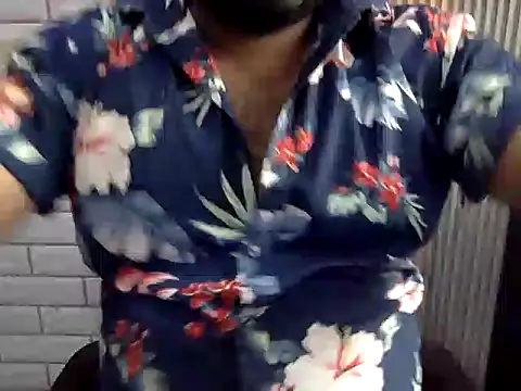 XXX chat uživo modela hairy_boy6inch