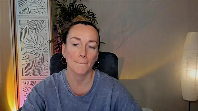 Онлайн чат XXX RebeccaMartinez