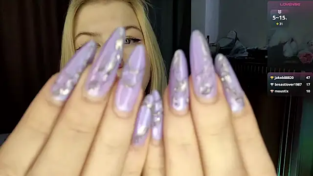 LynetHakes Chat XXX in diretta