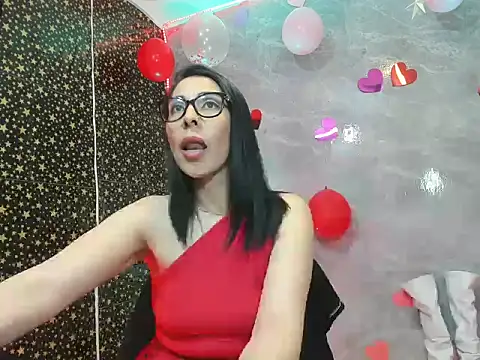 Chat +18 de adellelennoxx ao vivo