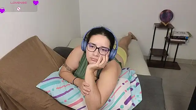 blue__moon_ live XXX chat