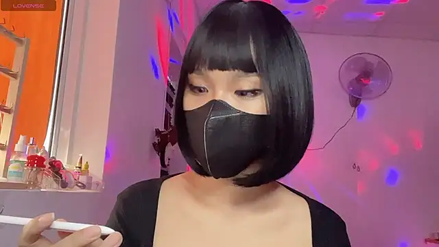 Tieu-May 即時 XXX 聊天