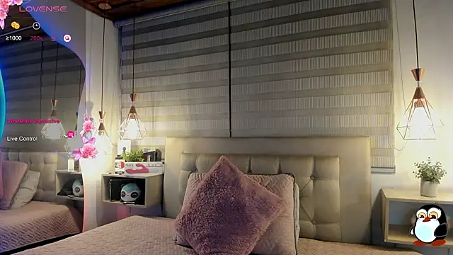 แชท XXX สดของ cristal__hot_1