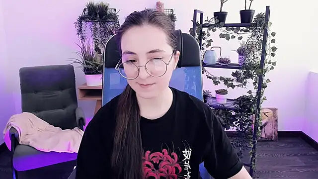 VirtuallVoyant Live XXX Chat