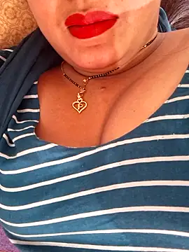 Chat +18 de MissGitanjali ao vivo