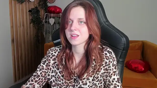 XXX chat uživo modela FreyaVey