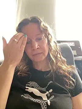 Chat +18 de AnnikaRose ao vivo