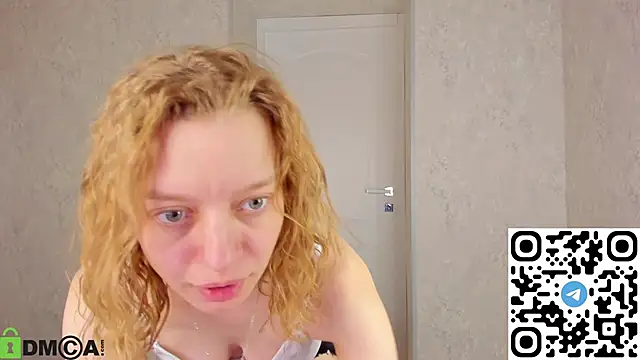 Michelle_Blond Chat XXX live